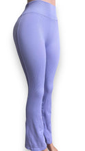 Load image into Gallery viewer, MAXIE LEGGINGS (LAVENDER)
