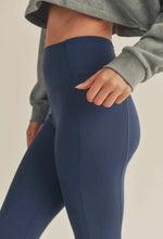 Load image into Gallery viewer, SCULPT LEGGINGS (NAVY)
