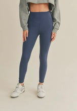 Load image into Gallery viewer, SCULPT LEGGINGS (NAVY)
