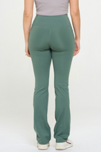 Load image into Gallery viewer, CROSSOVER LEGGINGS (OLIVE)
