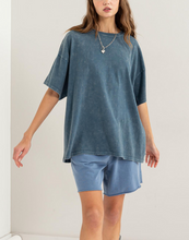 Load image into Gallery viewer, LAIDBACK OVERSIZED TEE (RASPBERRY)
