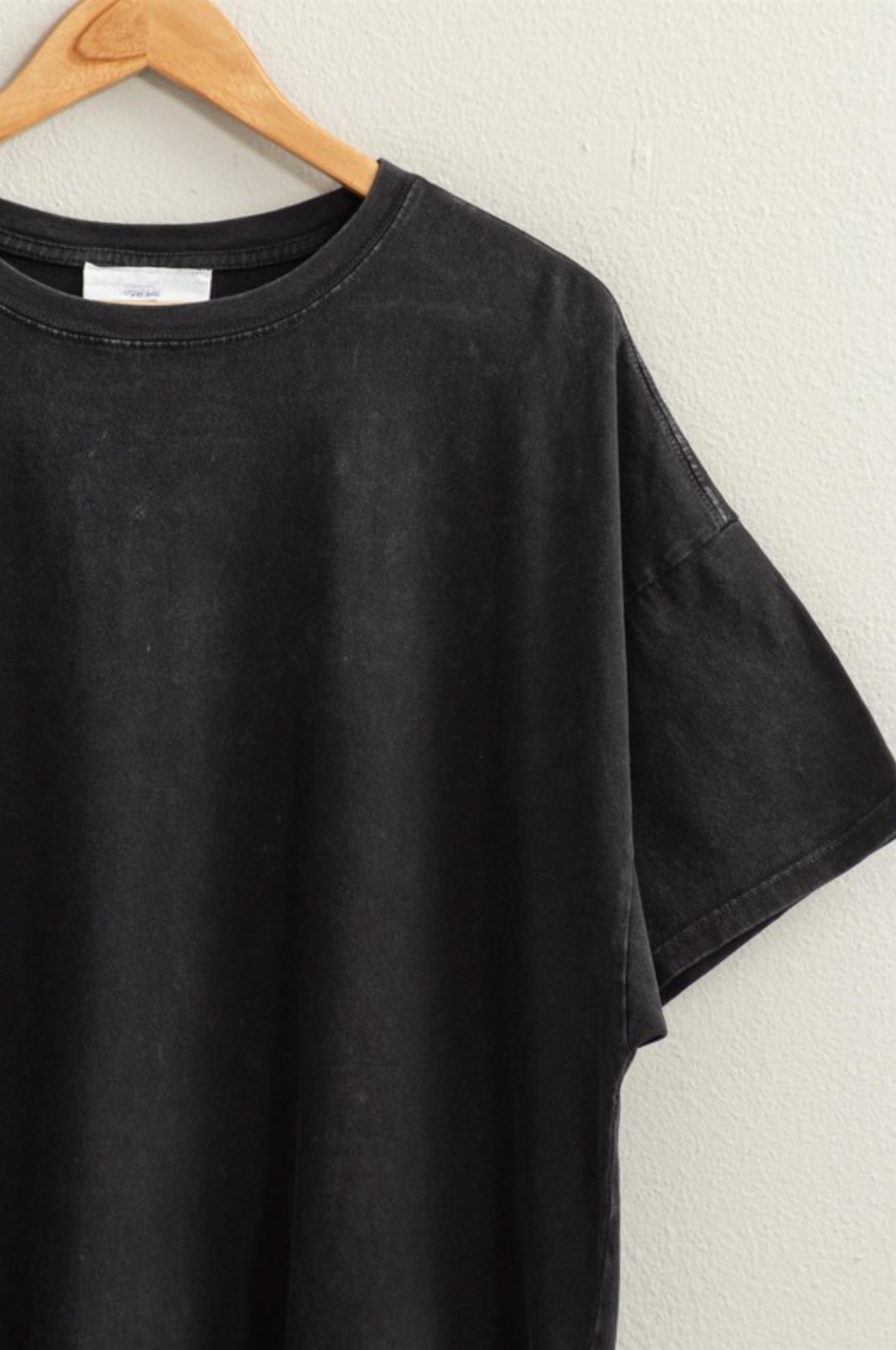 LAIDBACK OVERSIZED TEE (BLACK)