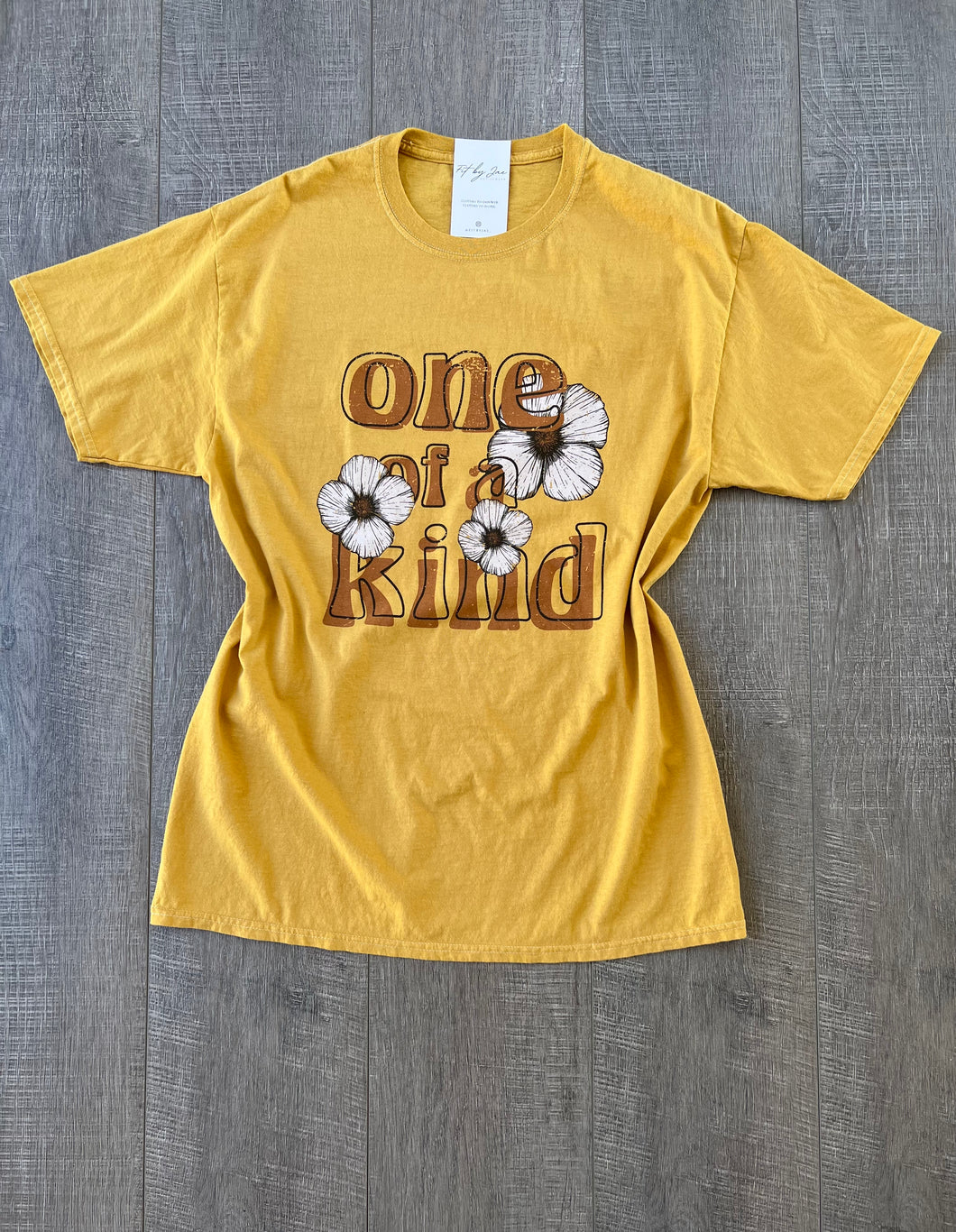 ONE OF A KIND TEE (VINTAGE GOLD)